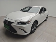 Lexus ES 2023