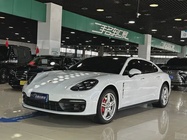Porsche Panamera 2022
