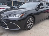 Lexus ES 2022