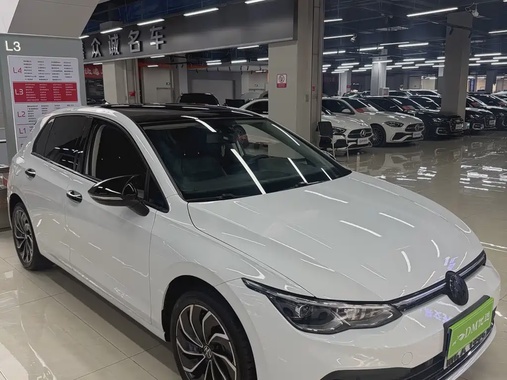 Volkswagen Golf 2023