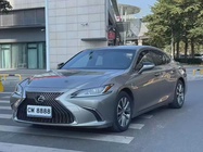 Lexus ES 2019