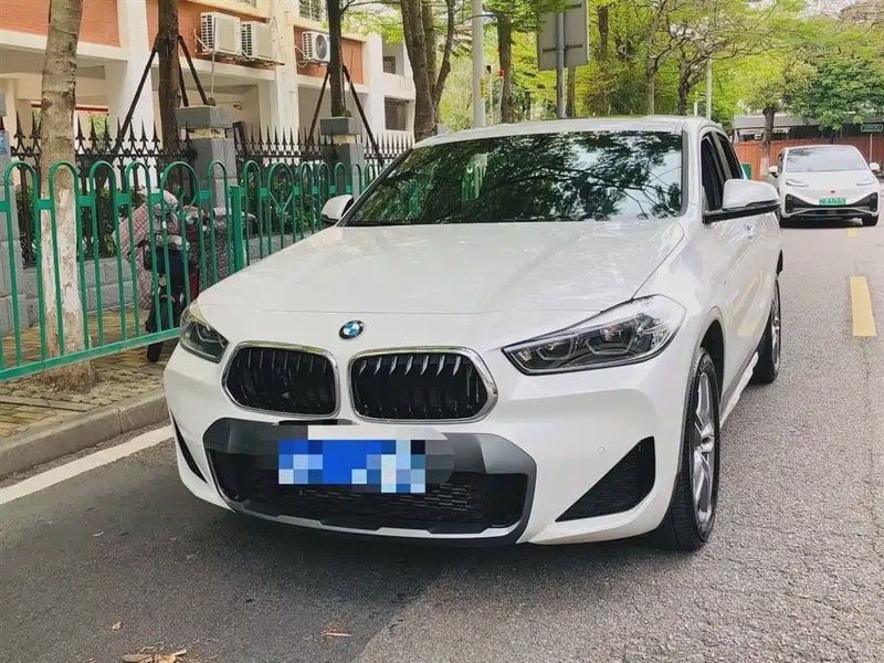 BMW X2