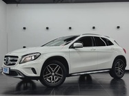 Mercedes-Benz GLA-Class 2015