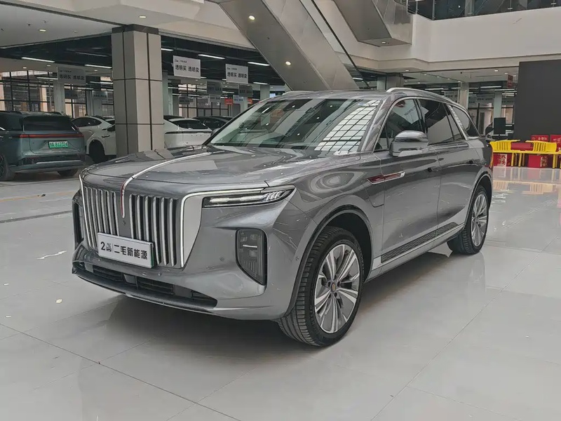 Hongqi E-HS9