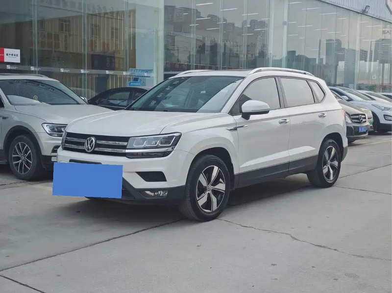 Volkswagen Tharu