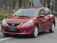 Nissan Tiida 2015