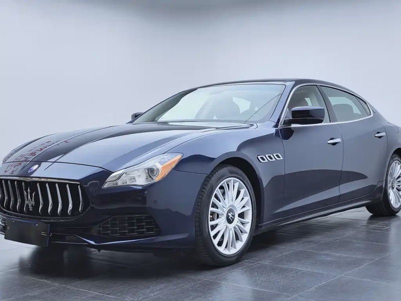 Maserati Quattroporte