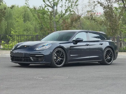 Porsche Panamera 2022