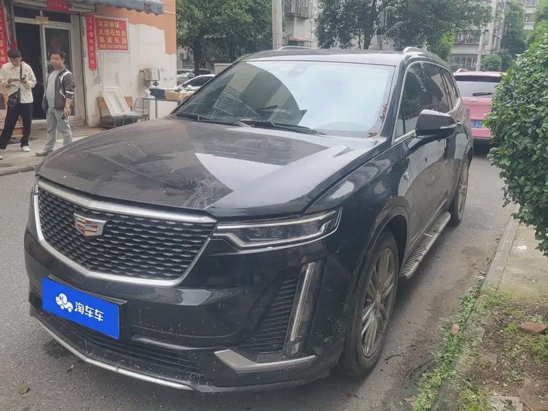 Cadillac XT6