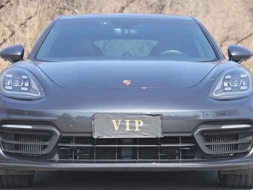 Porsche Panamera 2022
