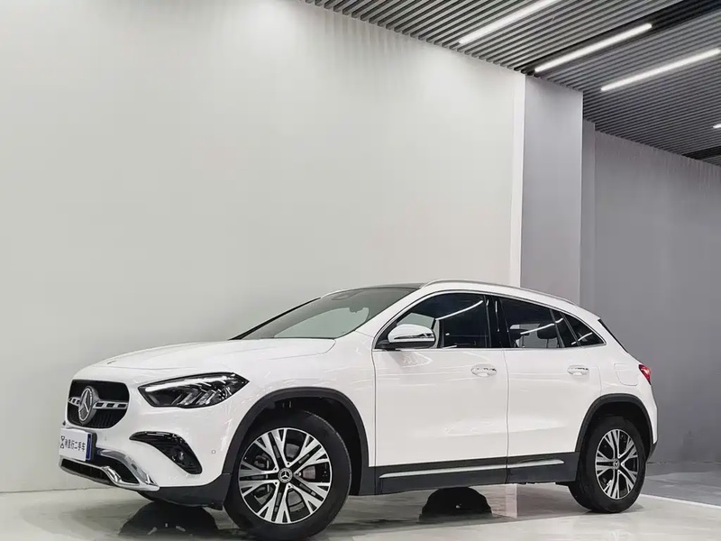 Mercedes-Benz GLA-Class
