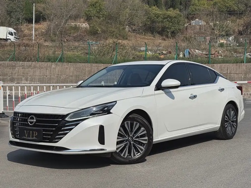 Nissan Teana 2025