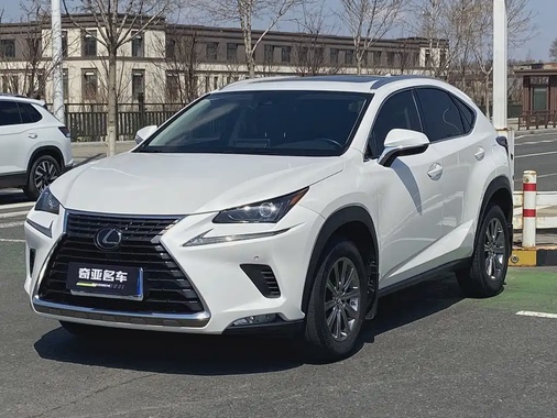 Lexus NX 2021