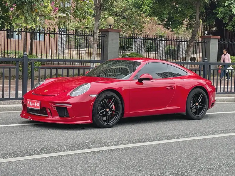 Porsche 911
