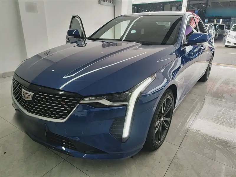 Cadillac CT4