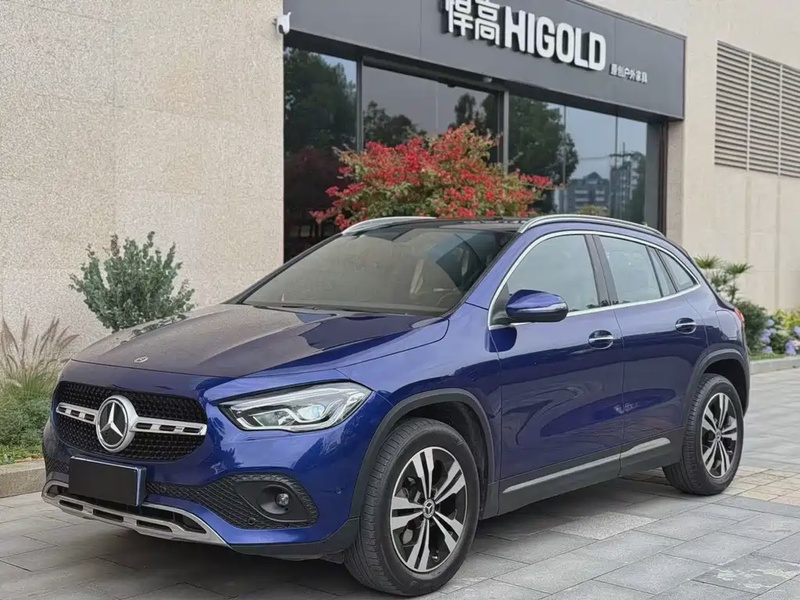 Mercedes-Benz GLA-Class