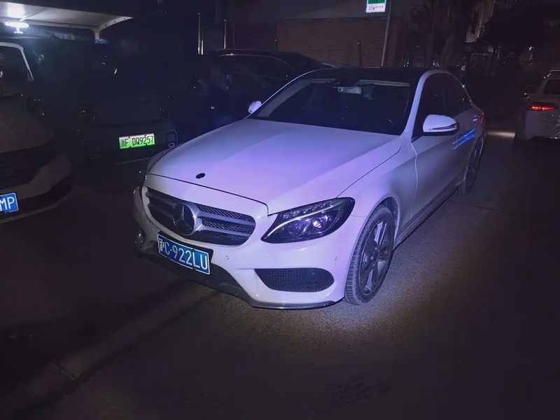 Mercedes-Benz C-Class