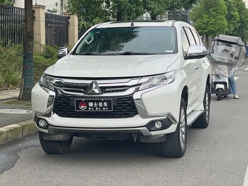 Mitsubishi Pajero Sport 2020