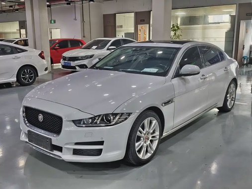 Jaguar XE 2018