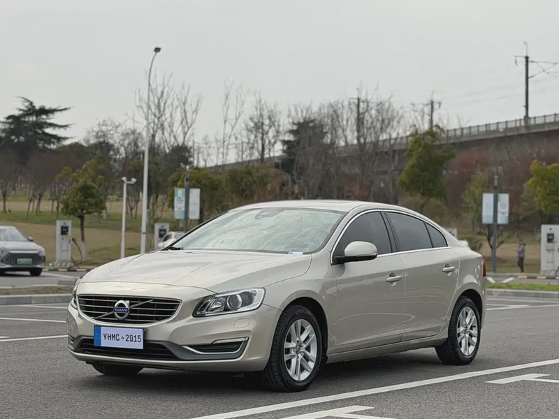 Volvo S60
