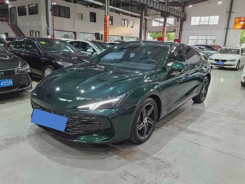 MG MG7