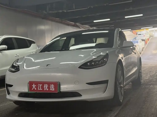 Tesla Model 3 2020