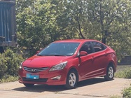 Hyundai Verna 2015