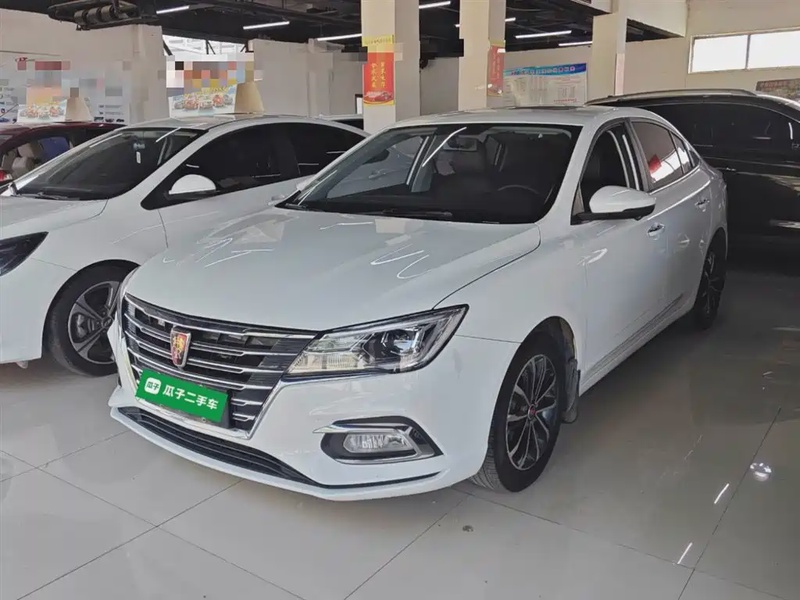 Roewe i5