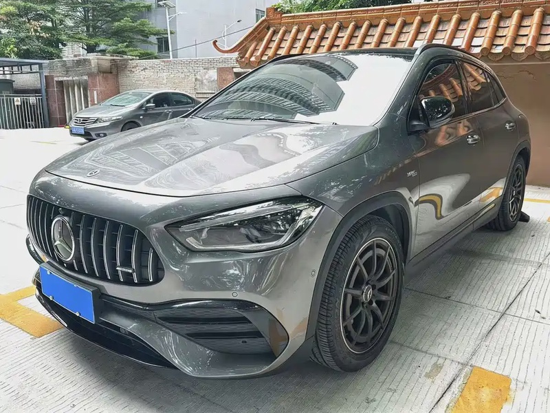 Mercedes-Benz GLA-Class
