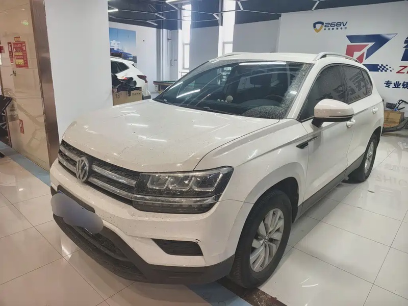 Volkswagen Tharu
