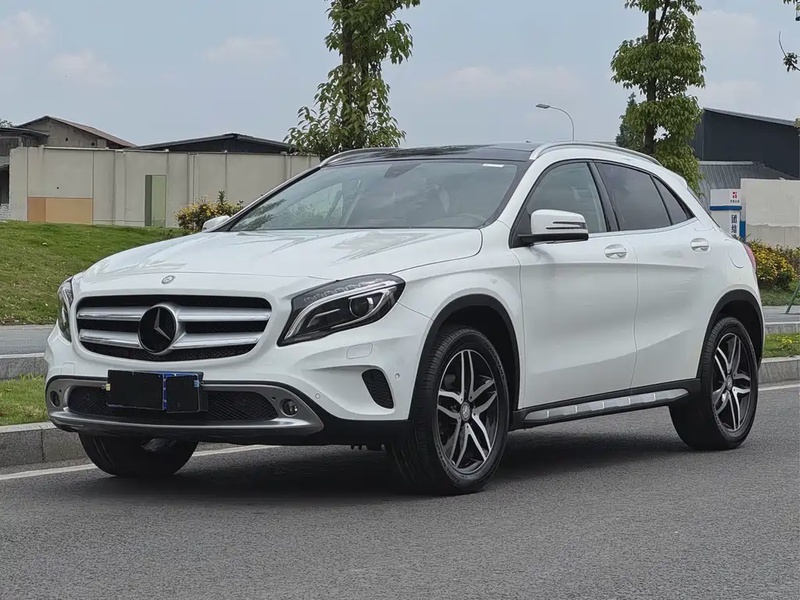 Mercedes-Benz GLA-Class