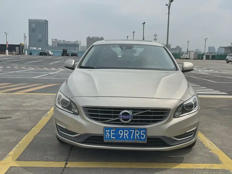 Volvo S60