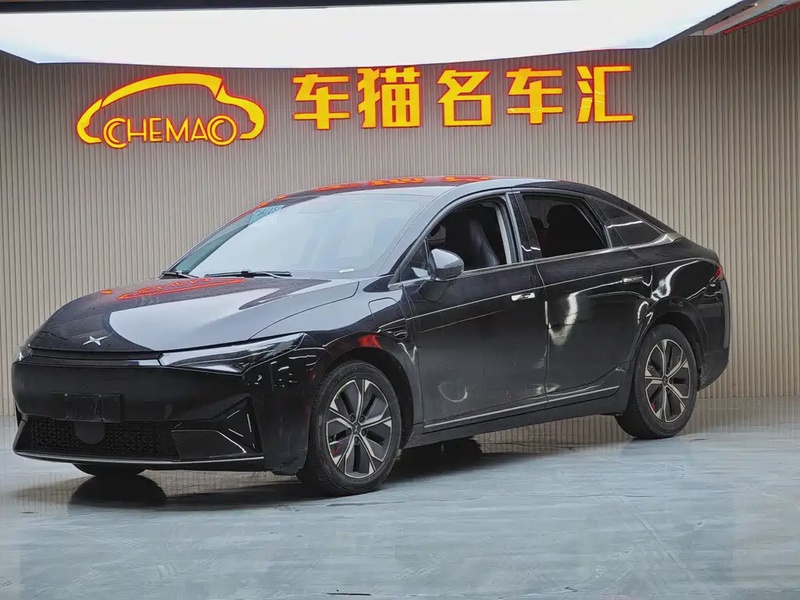 XPeng P5