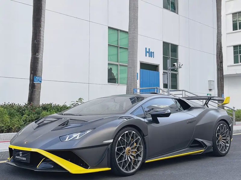 Lamborghini Huracan