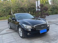 Infiniti M 2011
