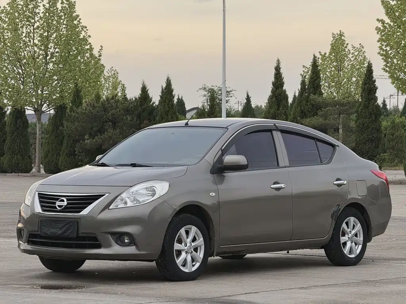 Nissan Sunny