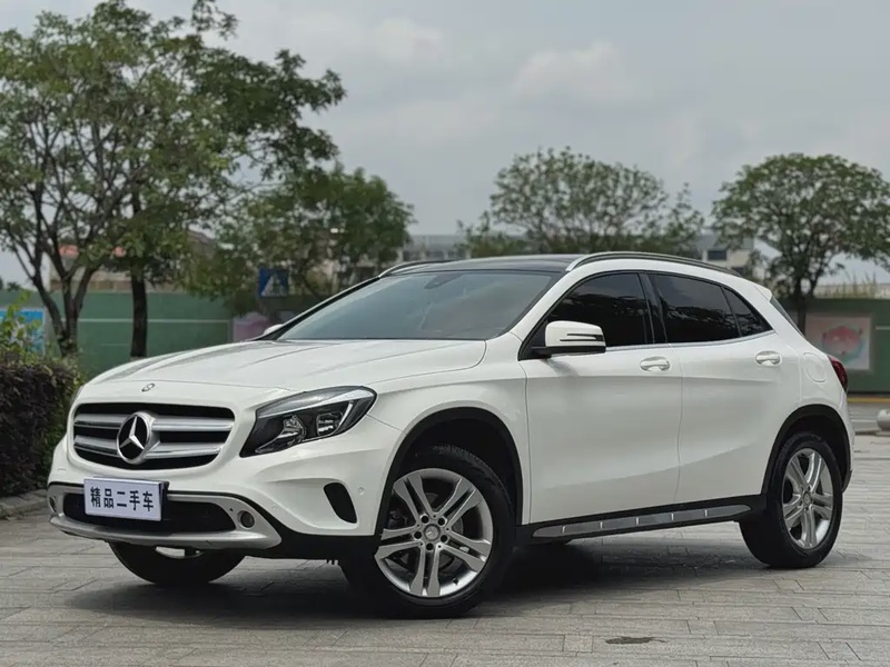 Mercedes-Benz GLA-Class