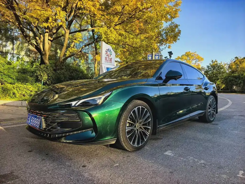 MG MG7
