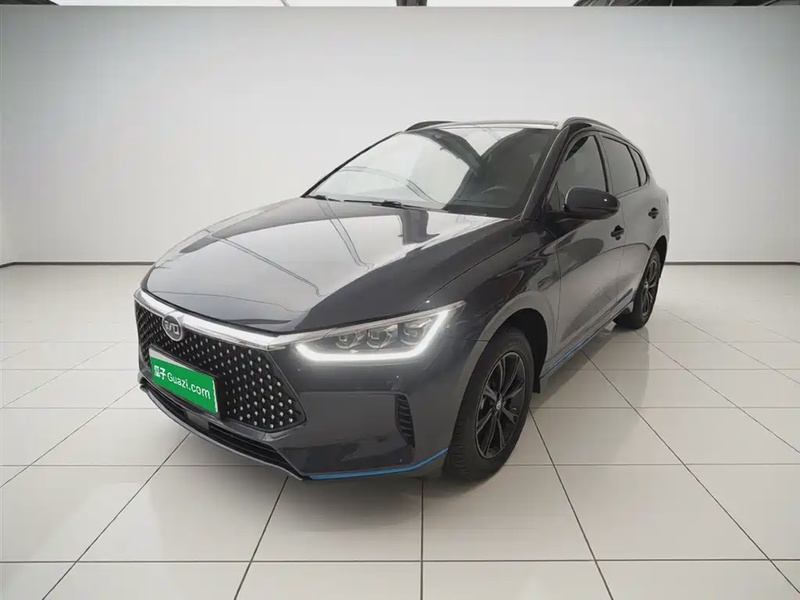 BYD e2