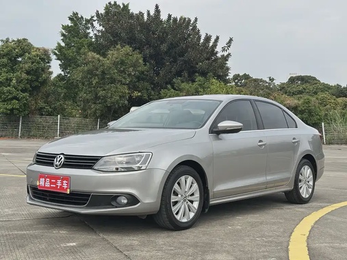Volkswagen Sagitar 2014