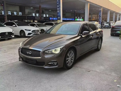 Infiniti Q50 2014