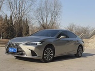 Lexus ES 2025
