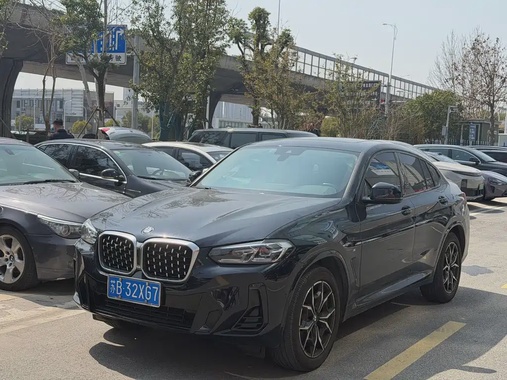 BMW X4 2022