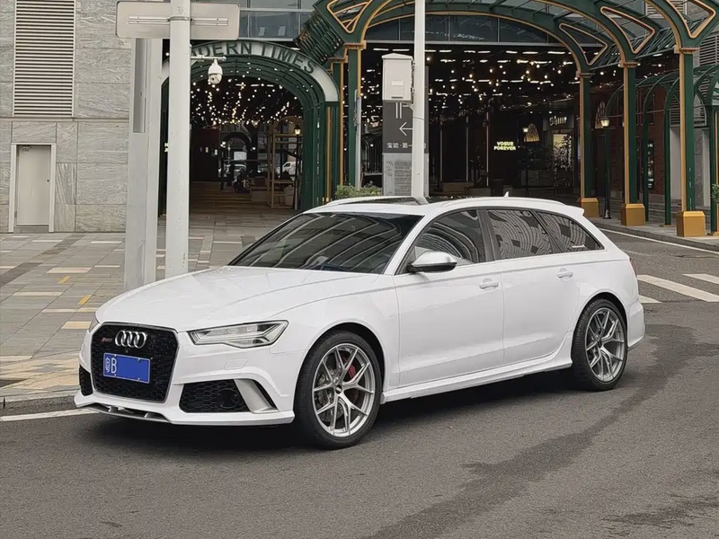 Audi RS 6