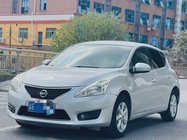 Nissan Tiida 2013