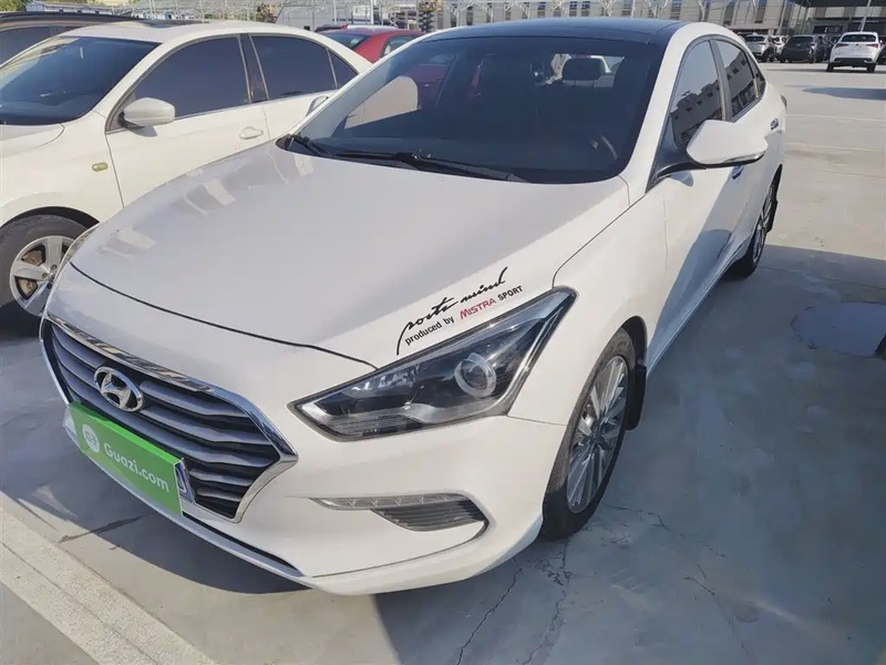 Hyundai Mistra