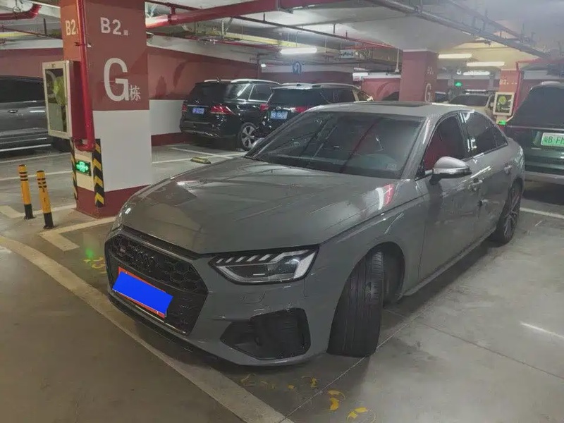 Audi S4