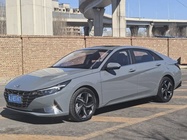 Hyundai Elantra 2022