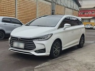 BYD MAX 2018