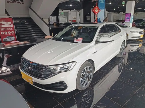 Volkswagen Sagitar 2022